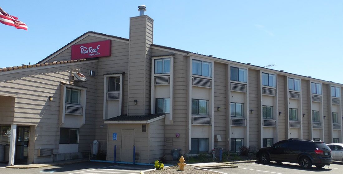 Мотель Ramada By Wyndham Medford Airport North Екстер'єр фото